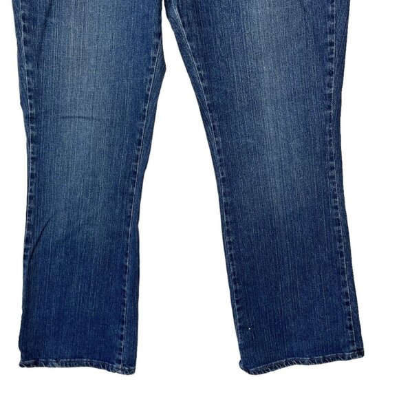 Lee Womens Jeans Relaxed Bootcut At The Waist Medium Wash High Rise Size 16 M - Picture 4 of 8